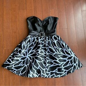 Black and White Strapless Jessica McClintock‎ Dress with Belt